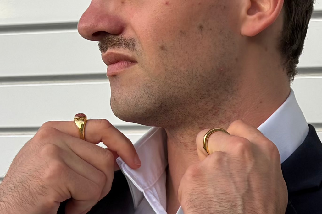 Golden Sandstone Signet